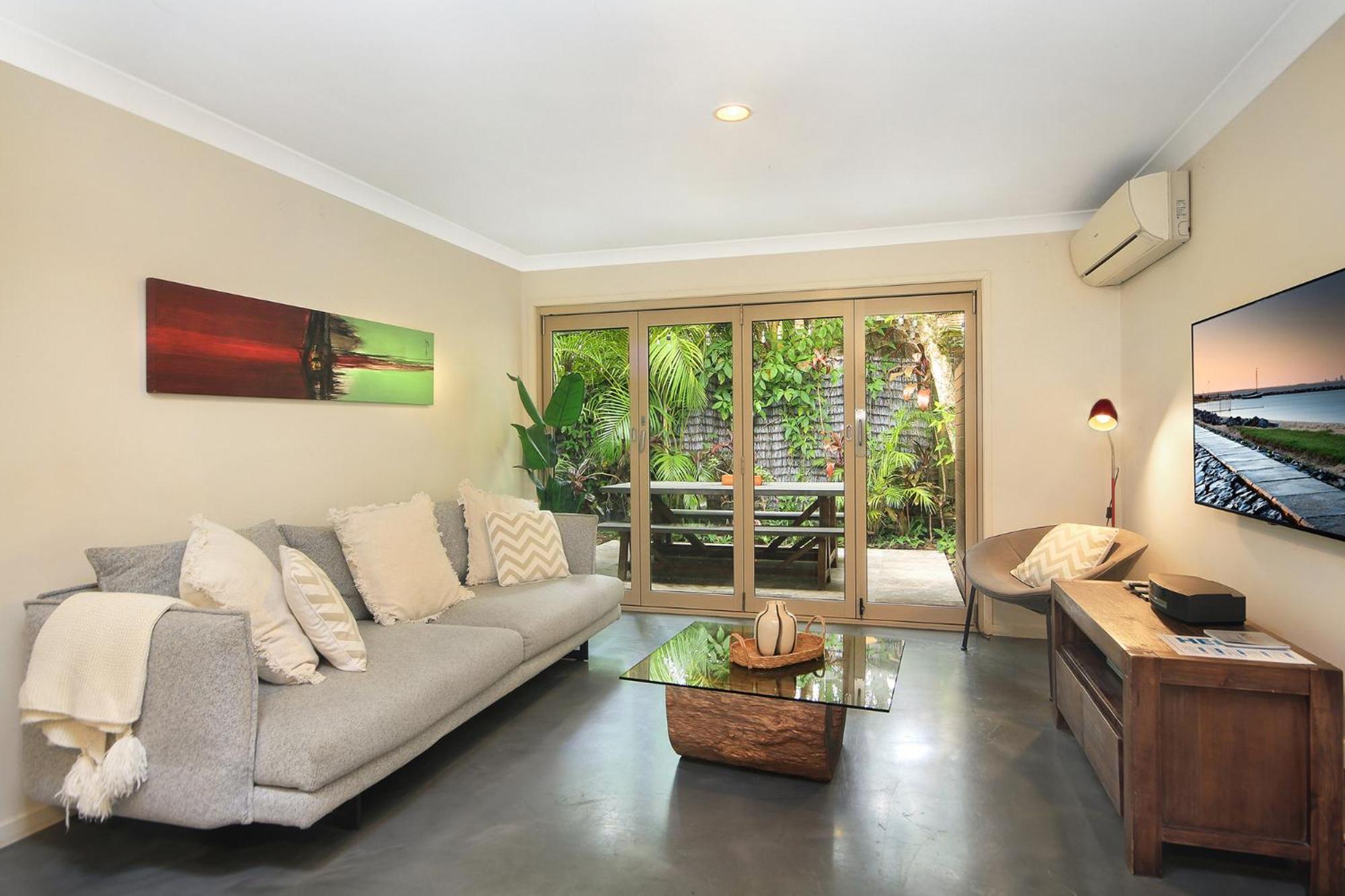 Byron Lakeside Holiday Apartments Byron Bay Esterno foto