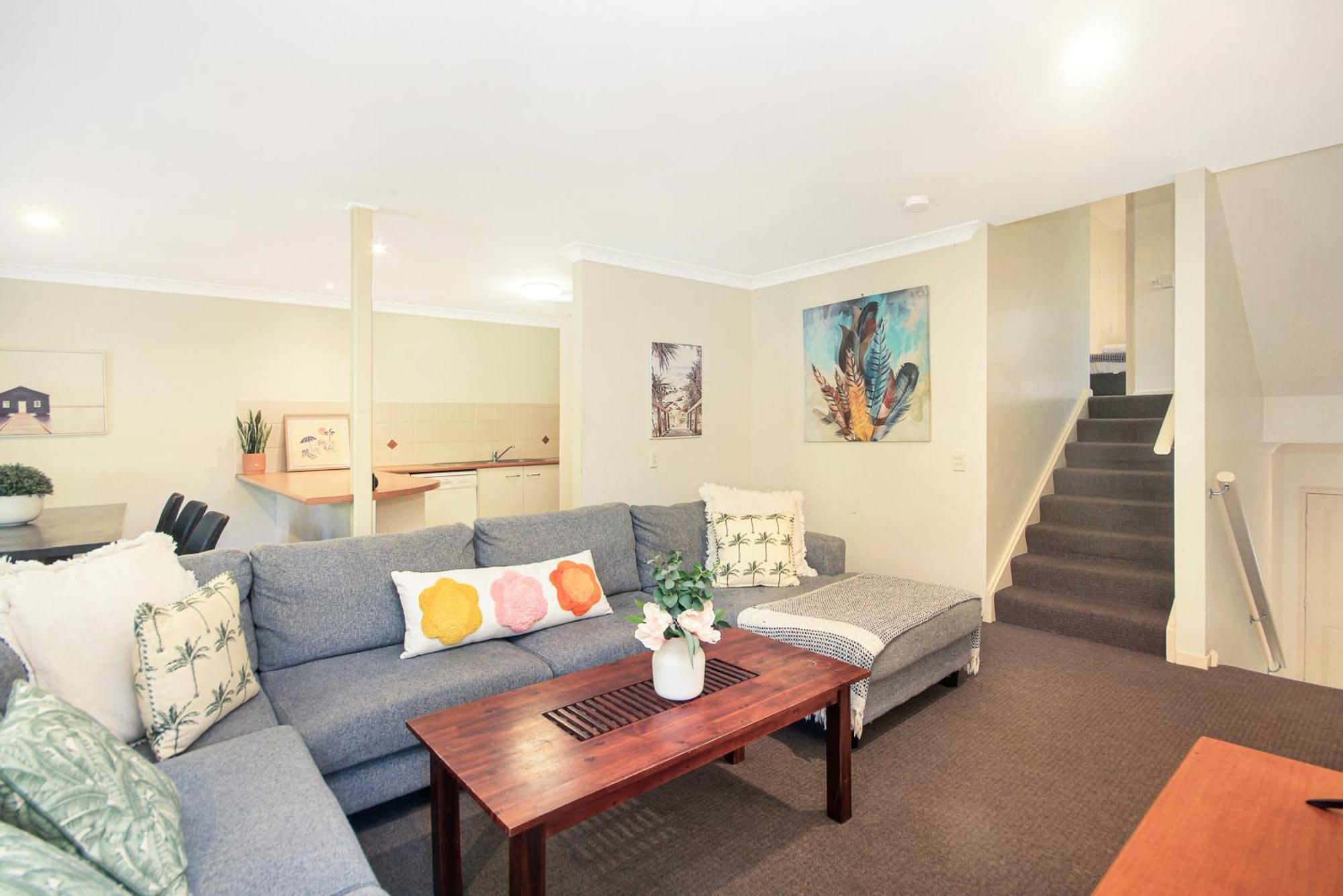 Byron Lakeside Holiday Apartments Byron Bay Esterno foto