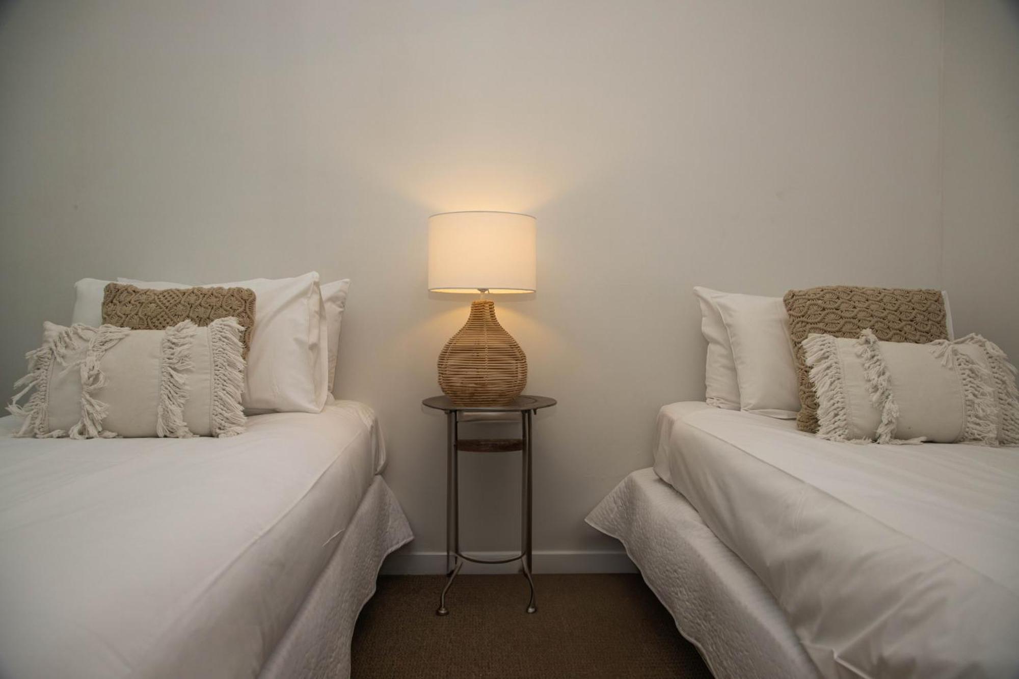 Byron Lakeside Holiday Apartments Byron Bay Esterno foto
