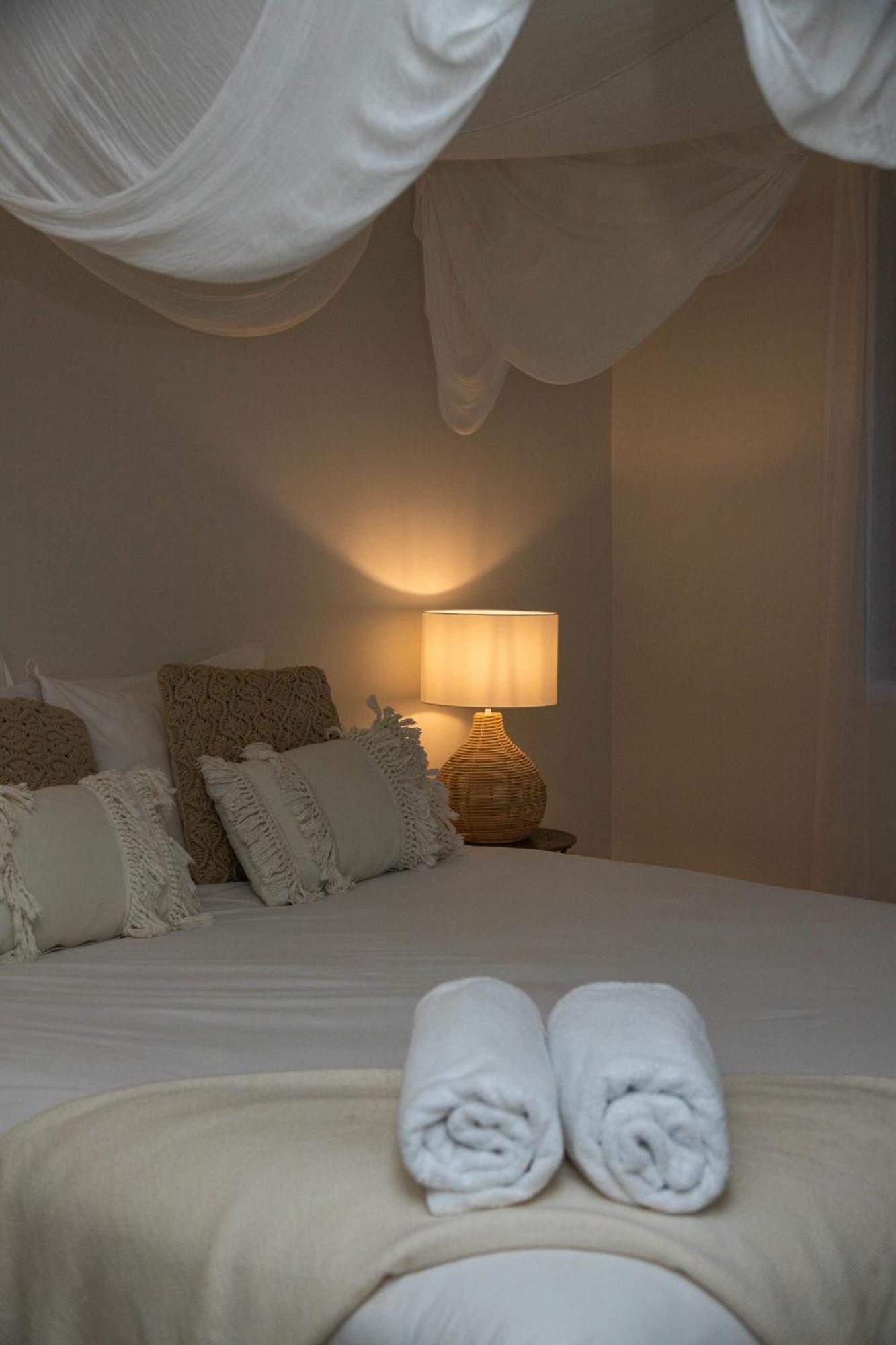 Byron Lakeside Holiday Apartments Byron Bay Esterno foto
